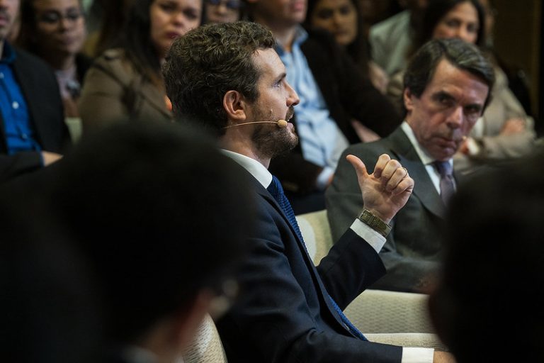 Casado monta broncas para tapar la corrupción del PP