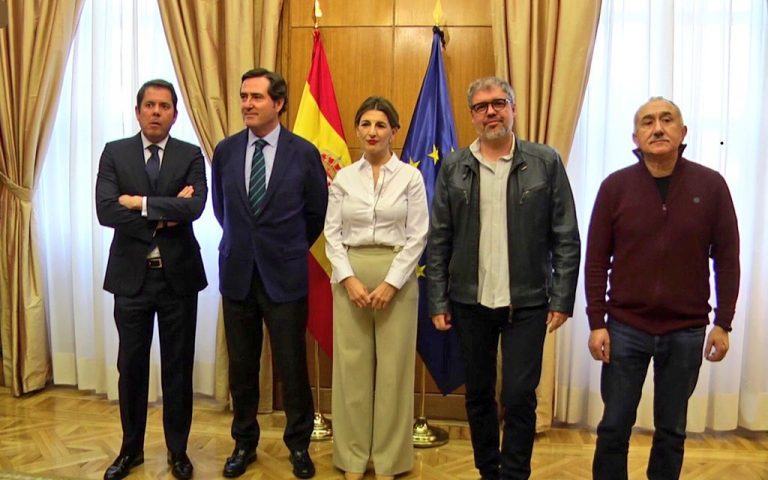 CEOE aprueba nuevo SMI: ¿seguirá la derecha hablando de apocalipsis económico?