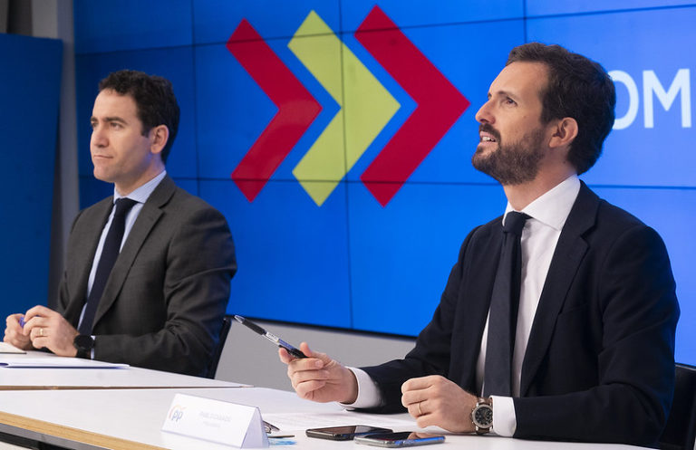 Sólo les queda el insulto y la bronca