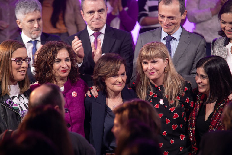 Las feministas socialistas atacadas: “Me vais a comer mi polla de mujer”