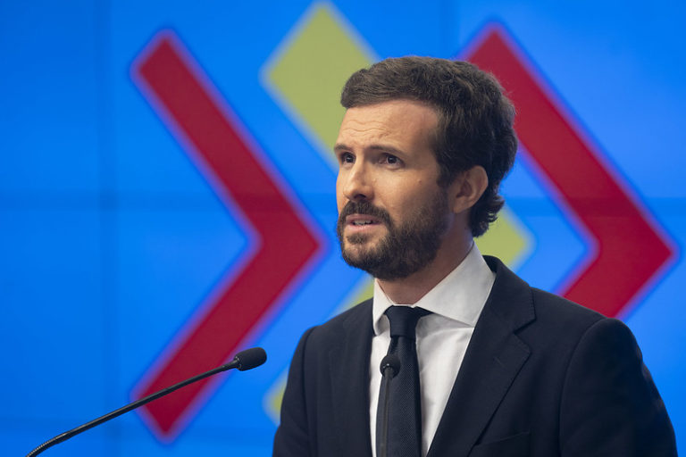 ¿Sabe de qué habla Casado cuando pide el apoyo de los socialdemócratas?