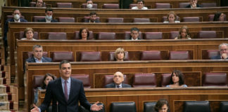 El PSOE se juega el apoyo del feminismo
