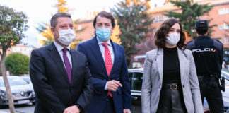 Perimetrar sólo sirve para que la élite política aparente que hace algo