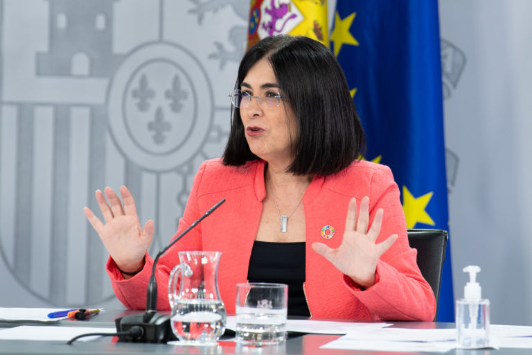 El cambio de sexo debe quedar fuera de la Seguridad Social