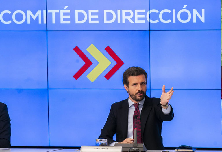 Cospedal hizo presidente del PP a Casado