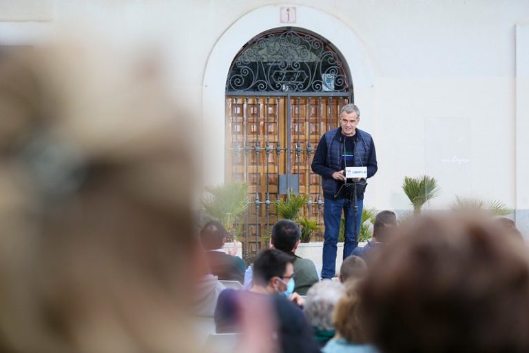Cantó y la Oficina de dar por culo