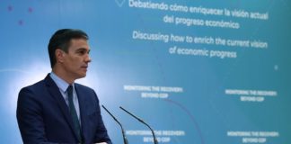 Podemos no entiende que se juega las habichuelas con Sánchez