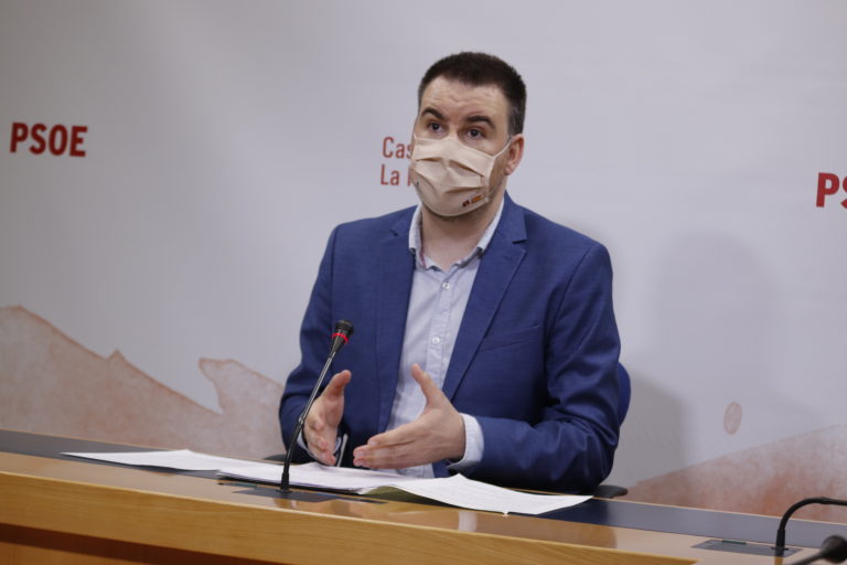 Sánchez Requena: “El PP se quita su careta en Halloween para mostrar su versión más terrorífica”