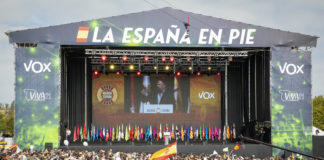 Vox se convierte en derechita cobarde