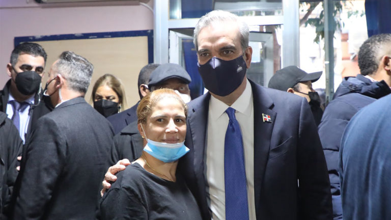 Abinader sale a gobernar a las provincias