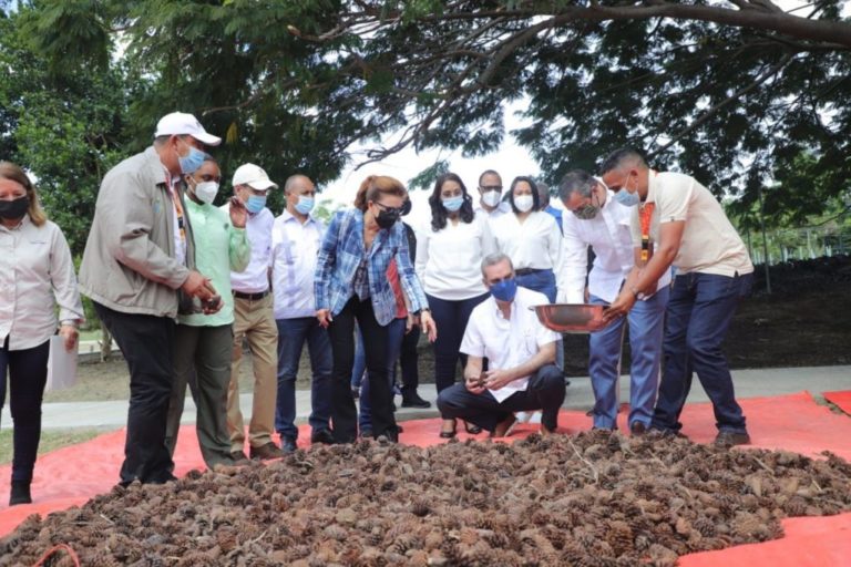 Abinader lleva a República Dominicana hacia una nueva política medioambiental