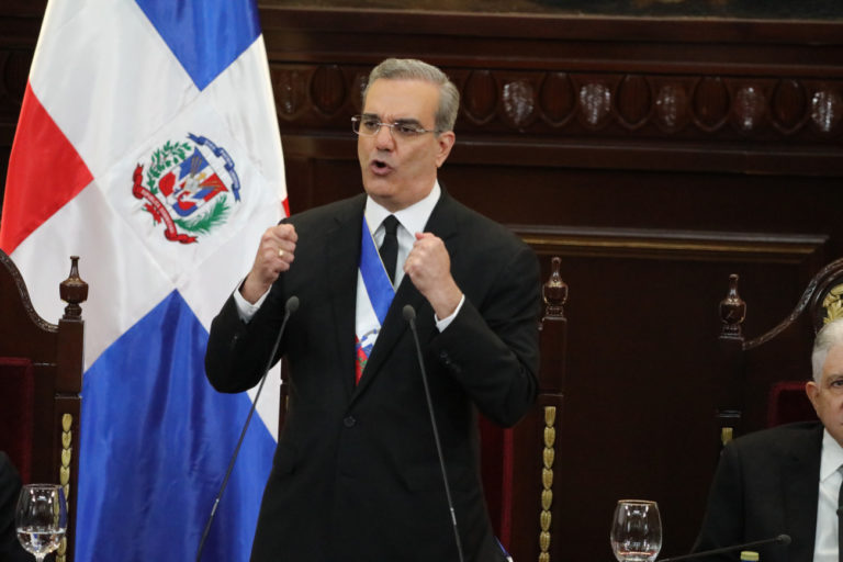 La Presidencia de Abinader: Dos años de cambio y progreso
