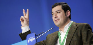 Moreno Bonilla acongojado, Vox ganaría las elecciones andaluzas