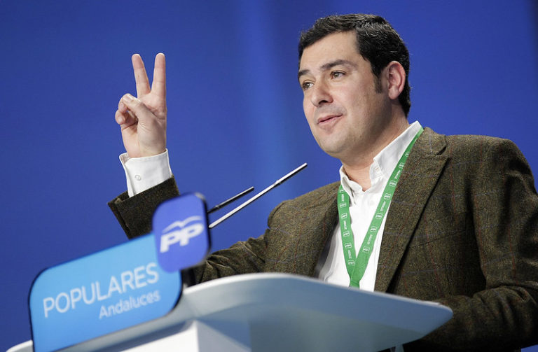 Moreno Bonilla acongojado, Vox ganaría las elecciones andaluzas
