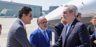 La política de altos vuelos de Luis Abinader