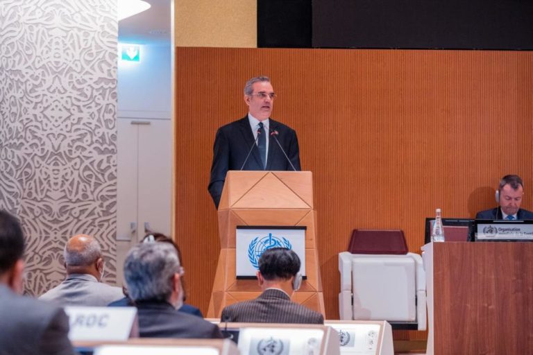 El Presidente Luis Abinader expone en Suiza las buenas prácticas que avalan liderazgo mundial de RD en batalla al COVID-19