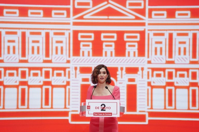 Para dar la batalla cultural al menos hay que ser culta