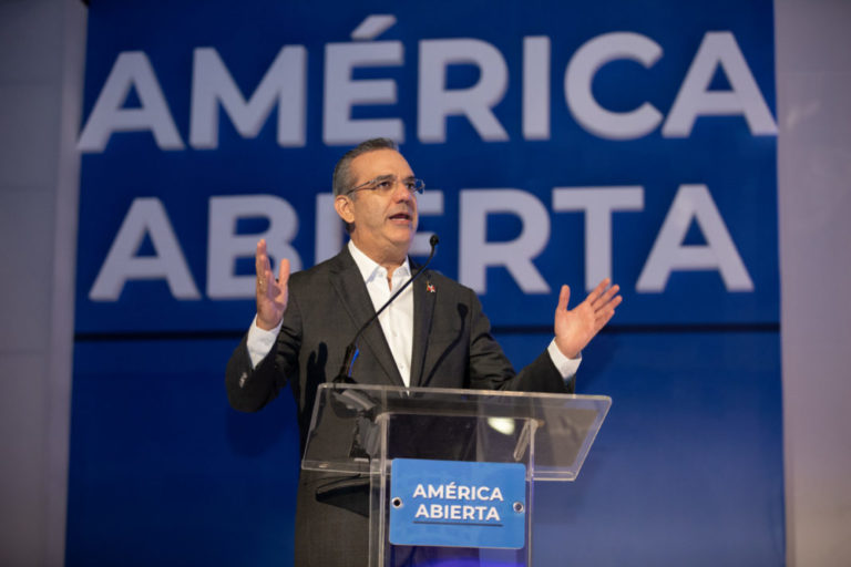 Luis Abinader, sinónimo de transparencia y compromiso social con el pueblo dominicano