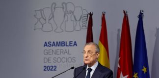 Sánchez y Feijóo se arrodillan sumisamente ante su florentineza