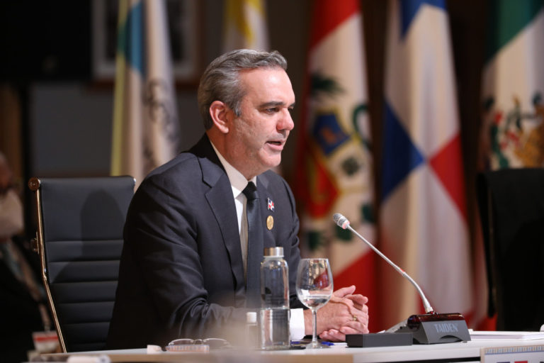 Luis Abinader, firme candidato a ser el próximo Premio Nobel de la Paz por su humanidad con Haití