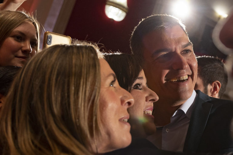 Sánchez consuma su traición a las mujeres españolas