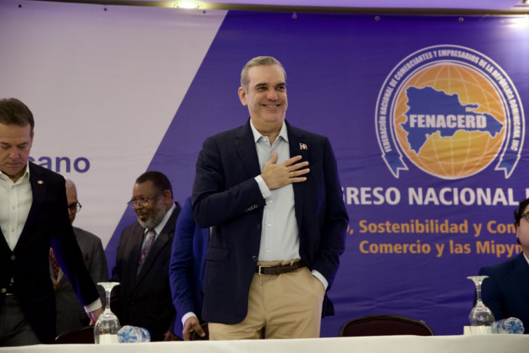 República Dominicana lidera el crecimiento del tráfico aéreo en América Latina y el Caribe, gracias a la gestión de Luis Abinader