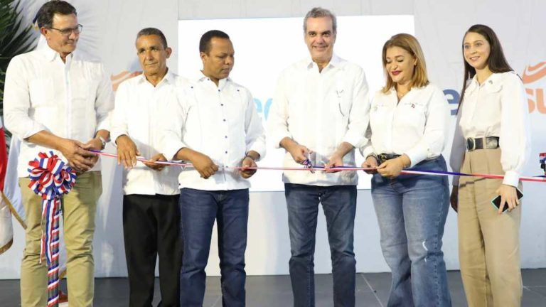 Luis Abinader sitúa a República Dominicana en la senda hacia la sostenibilidad energética