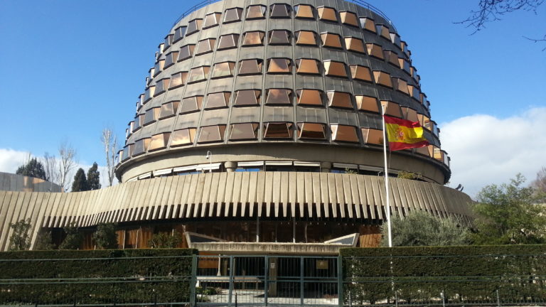 Explicación de lo que sucede en España para personas normales