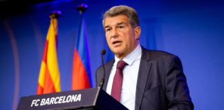 A Laporta le están haciendo la trece-catorce y no lo ve