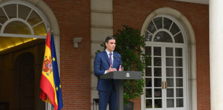 Sánchez prepara unas listas completamente sanchistas para impedir la sucesión