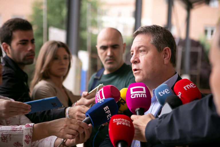 Page amarga la noche a Sánchez, Rubido y Florentino