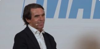 Mal tienen que ir las cosas para sacar a la momia