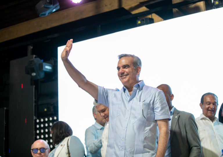 El gobierno de Abinader trabaja para el crecimiento de las empresas dinamizadoras de la economía local