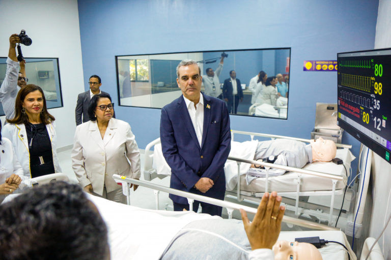 Lluvia de reconocimientos internacionales a República Dominicana: el BDI pone como ejemplo mundial la gestión sanitaria de Abinader