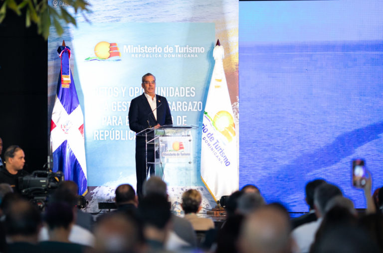 Abinader marca la pauta medioambiental
