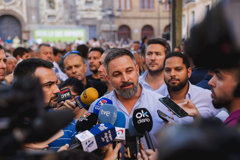 Santiago, se te va la fuerza por la boca y la inteligencia por las posaderas