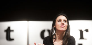 Asco de políticos que se meten donde no les llaman