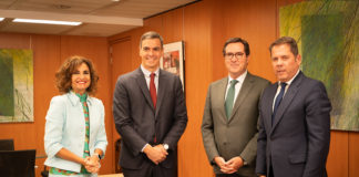 La flor en el culo de Pedro Sánchez