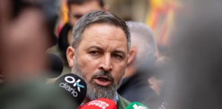 ¿Cuánto pagan a Abascal por destruir Vox?