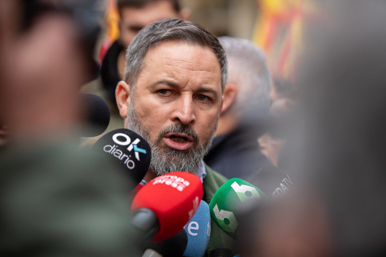 ¿Cuánto pagan a Abascal por destruir Vox?