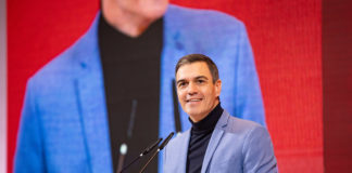 ¿Por qué no pierde apoyos Pedro Sánchez?