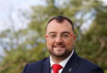 Entregado en fútbol, demagogo en política