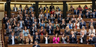 Volver a dividir a los españoles su única finalidad