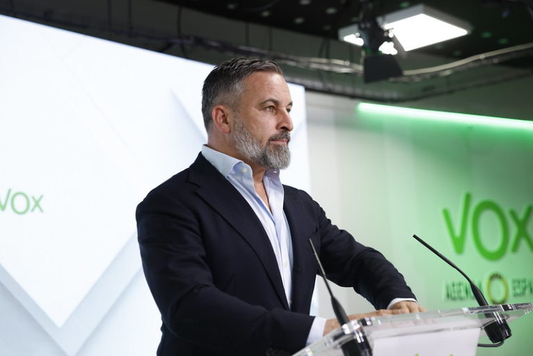Abascal, el evangélico que utiliza el catolicismo