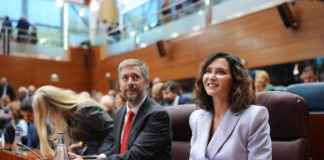 Ayuso, quite sus sucias manos del Atleti