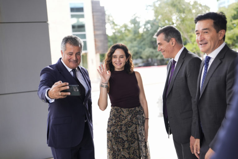 La política vacía del eslogan de Díaz Ayuso