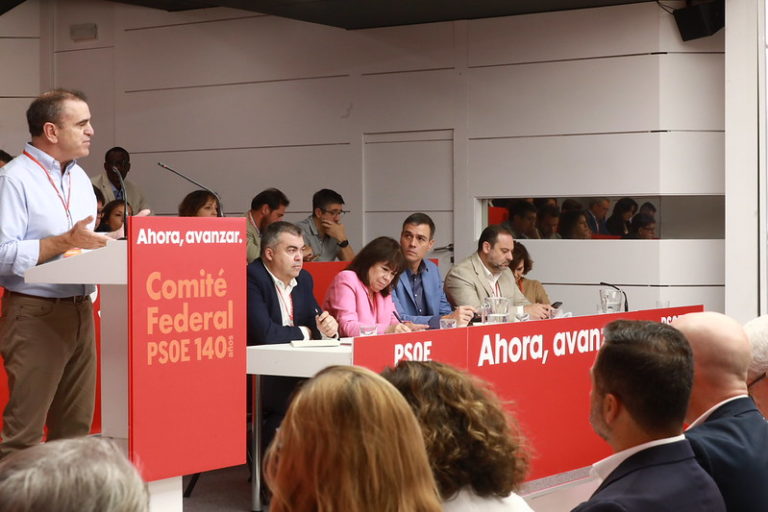¿Han utilizado Koldo, Ábalos, Cerdán y Sánchez al PSOE para blanqueo de dinero?